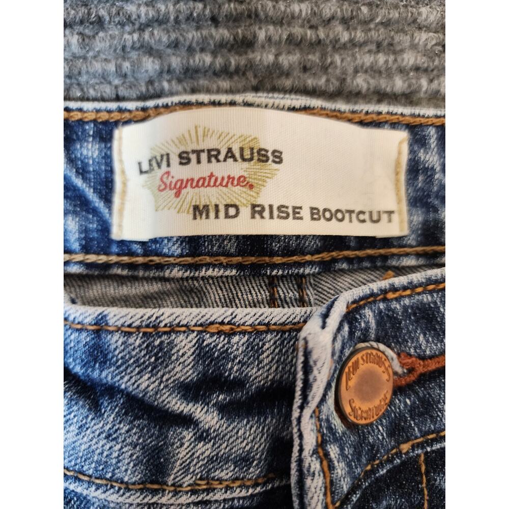Levi Strauss Womens Size 18 Signature Mid Rise Bootcut Womens Blue Denim Jeans - Picture 5 of 15